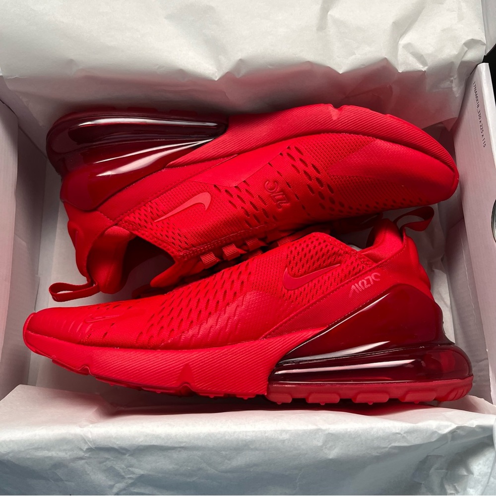 Nike Air Max 270 Triple University Red